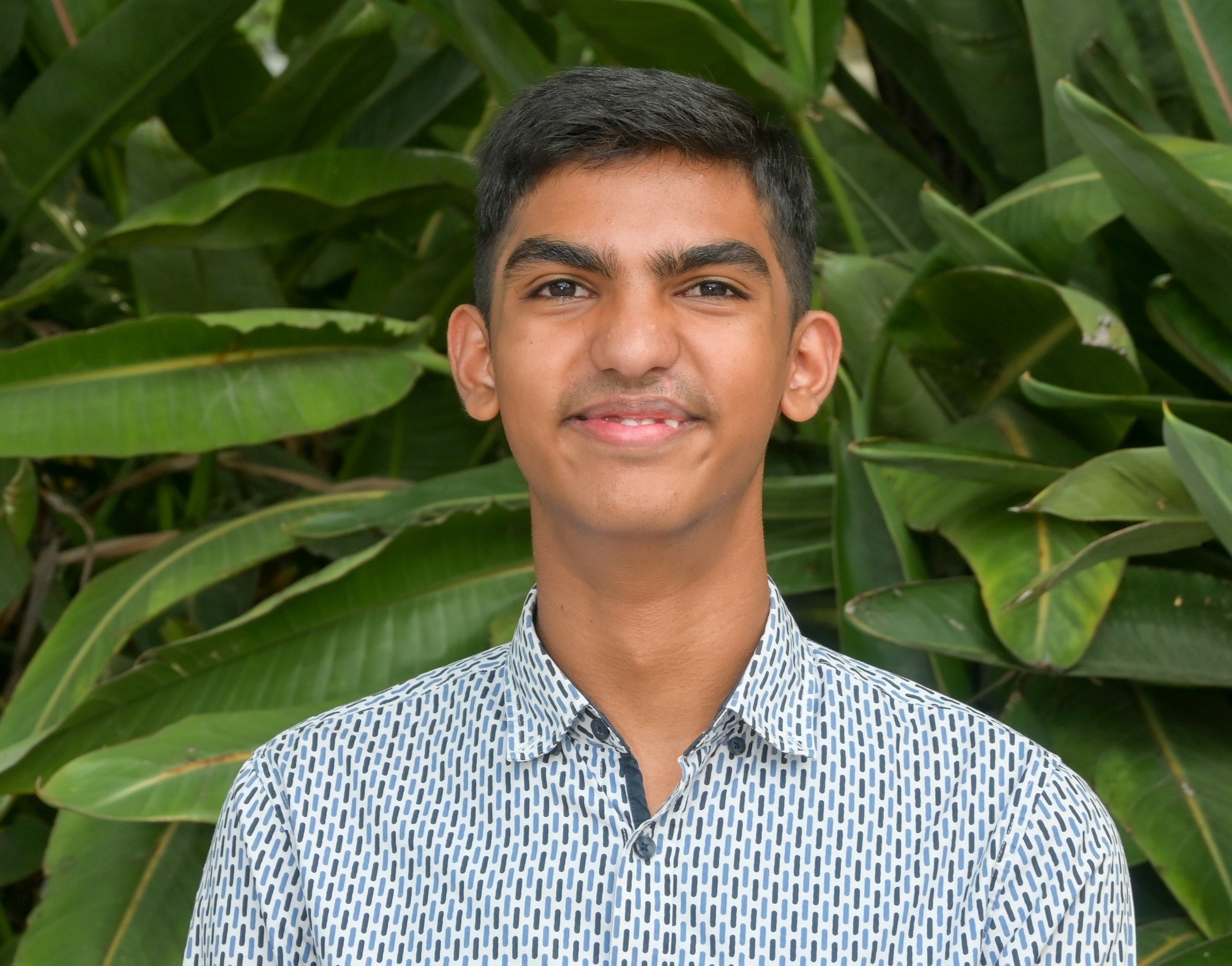 Ayush Headshot